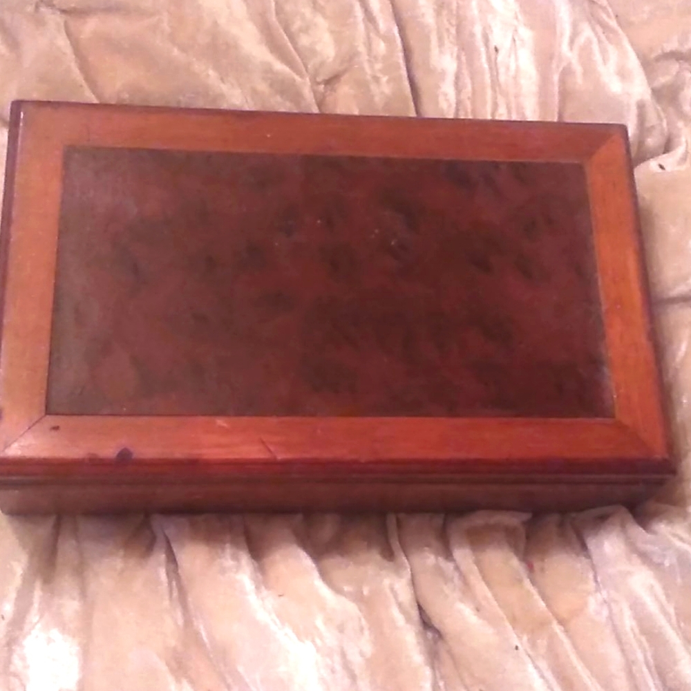 11x7.5 vintage wood box
